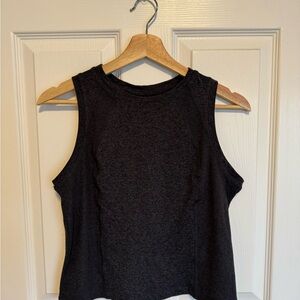 Dark grey muscle tee workout top